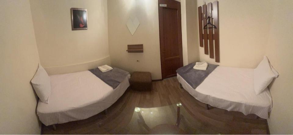 Enigma Hostel Jereván Kültér fotó