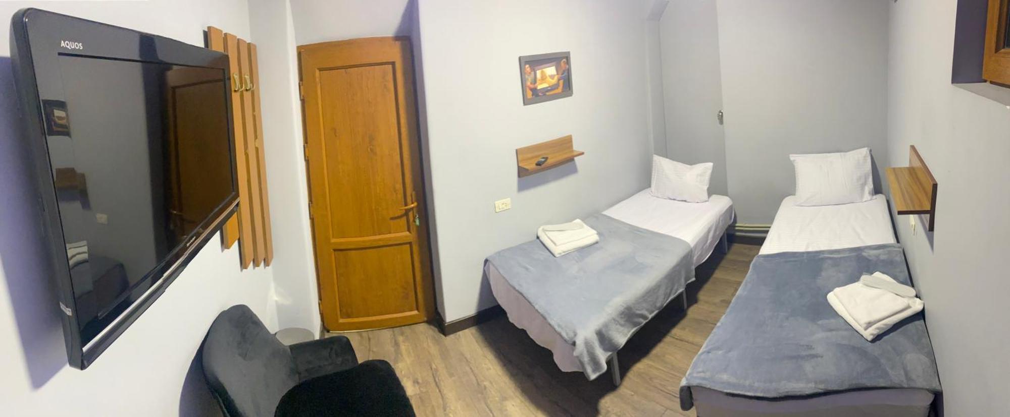Enigma Hostel Jereván Kültér fotó